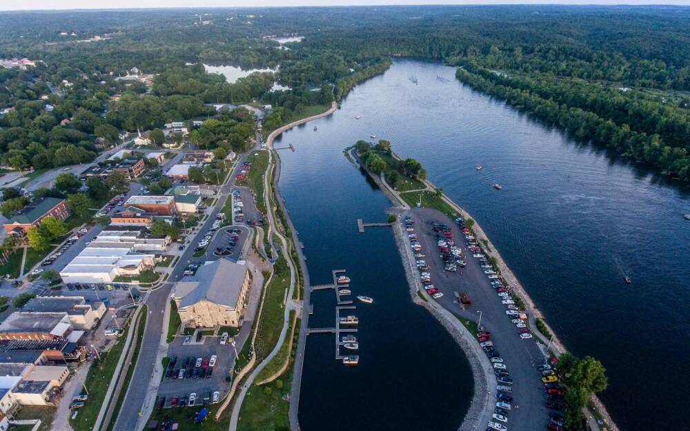 Warsaw, MO beautiful background also serviced by Wittmann Detailing in Springfield Missouri